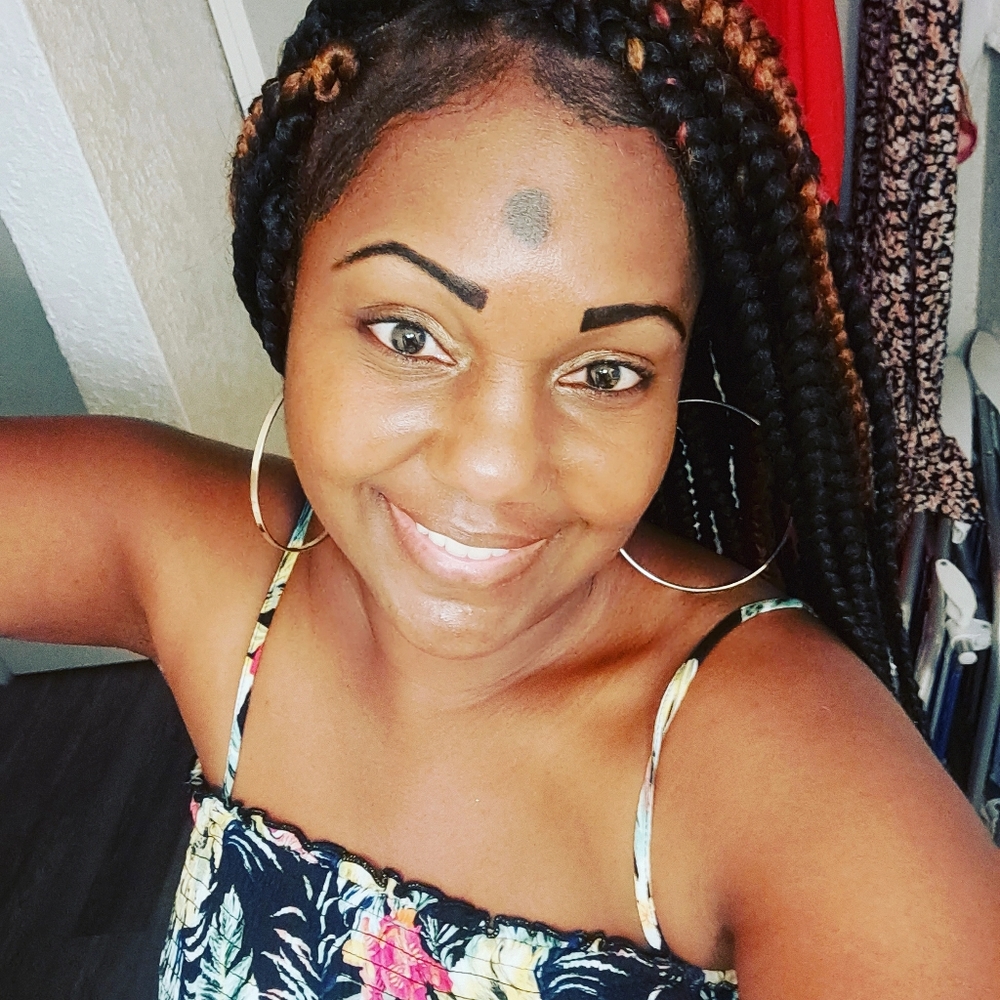 Meet your Posher, Myra